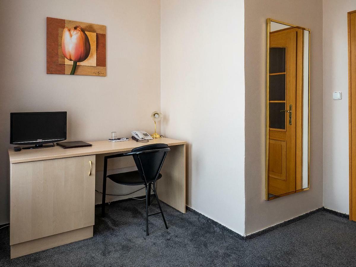 Hotel Olympia Česká Lípa 외부 사진